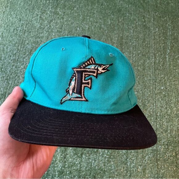 VTG 90s Florida Marlins MLB Snapback Hat - Picture 1 of 9